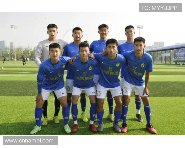 南京足球队在杯赛积分榜上以86分稳居第一名，展现强劲实力